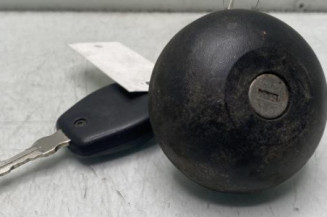 Bouchon de carburant DACIA SANDERO 2 Photo n°1