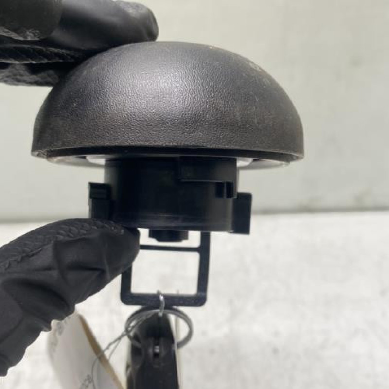 Bouchon de carburant DACIA SANDERO 2 Photo n°2