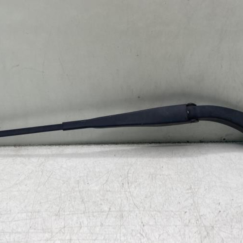 Bras essuie glace avant gauche DACIA SANDERO 2 Photo n°1