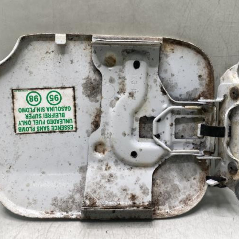 Trappe d'essence DACIA SANDERO 2 Photo n°3