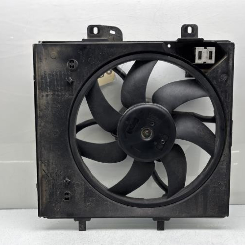 Moto ventilateur radiateur PEUGEOT 208 1 Photo n°7