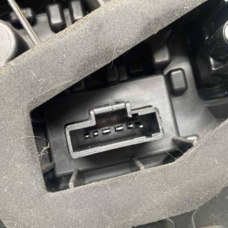 Feu arriere principal droit (feux) DACIA SANDERO 2 Photo n°3