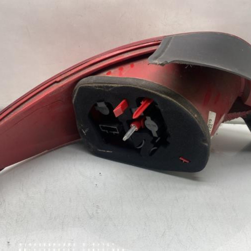 Feu arriere principal droit (feux) PEUGEOT 206+ Photo n°2