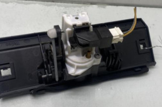 Bouton de coffre PEUGEOT 206+