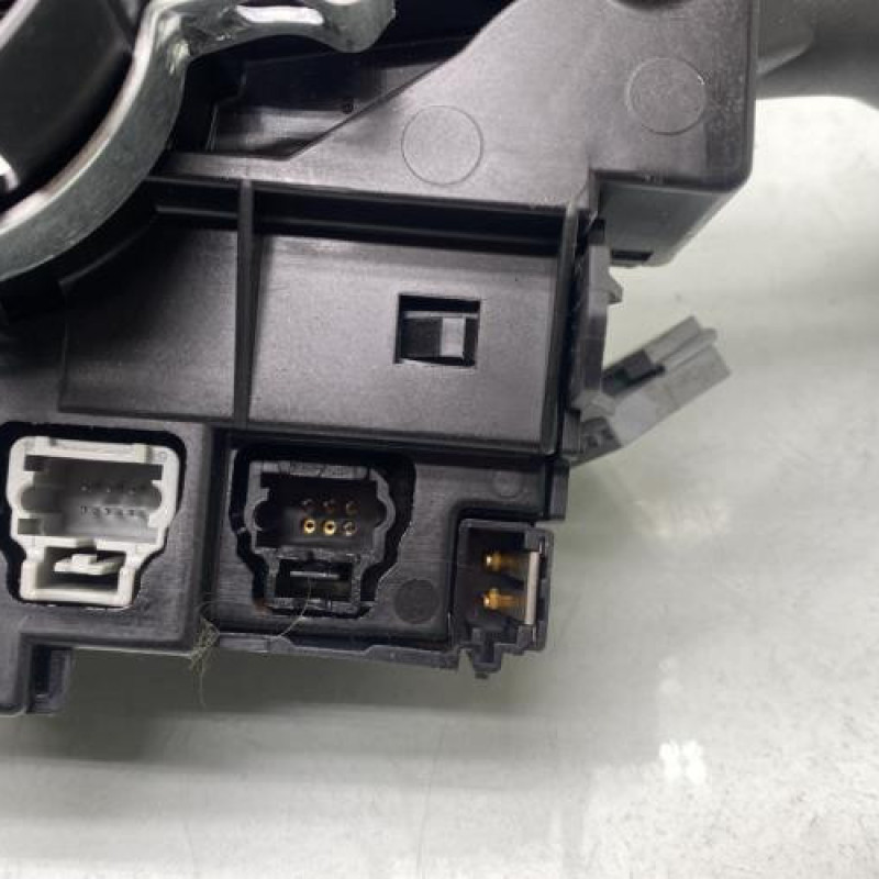 Com (Bloc Contacteur Tournant+Commodo Essuie Glace+Commodo Phare) PEUGEOT 206+ Photo n°8