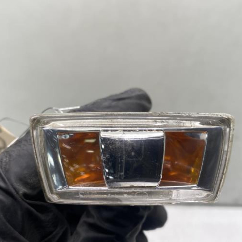 Repetiteur clignotant avant droit  (Feux) OPEL CORSA E Photo n°1