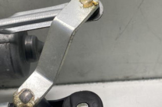 Moteur essuie glace avant OPEL CORSA E