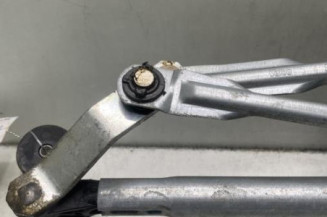 Moteur essuie glace avant OPEL CORSA E