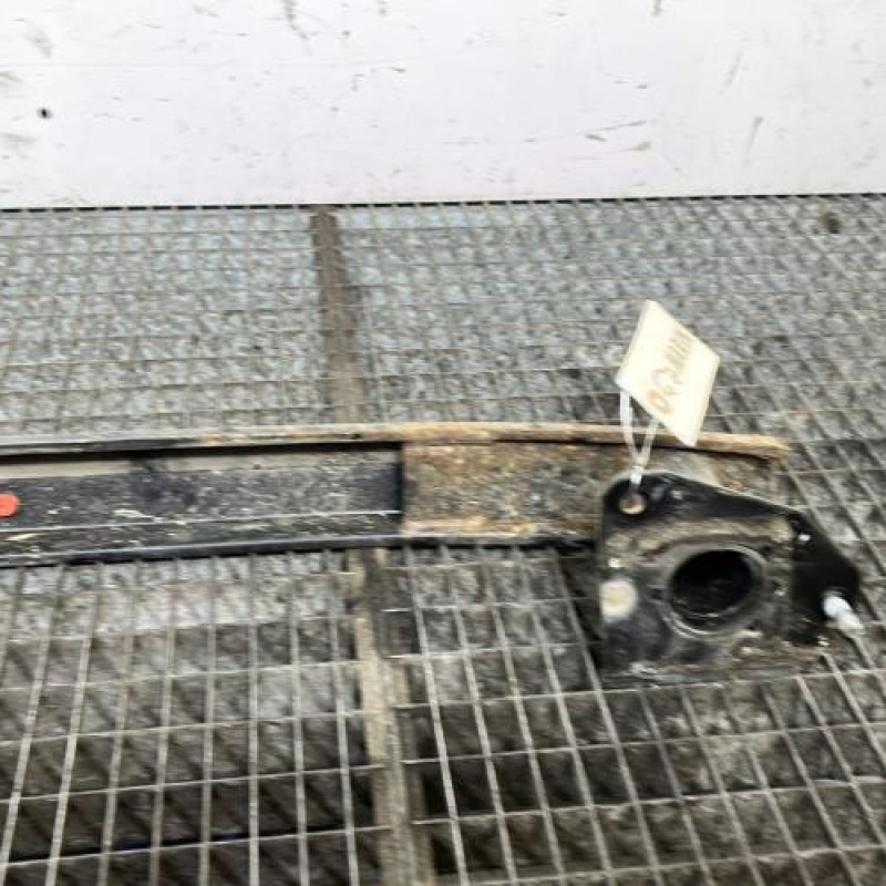 Renfort pare choc arriere (traverse) OPEL CORSA E Photo n°7