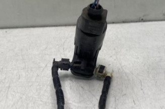 Pompe lave glace avant OPEL CORSA E