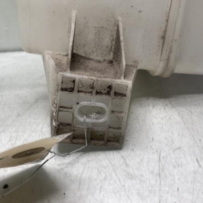 Vase de lave glace OPEL CORSA E Photo n°3