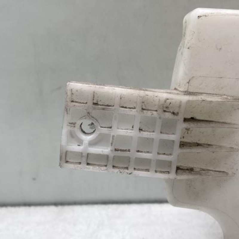 Vase de lave glace OPEL CORSA E Photo n°4