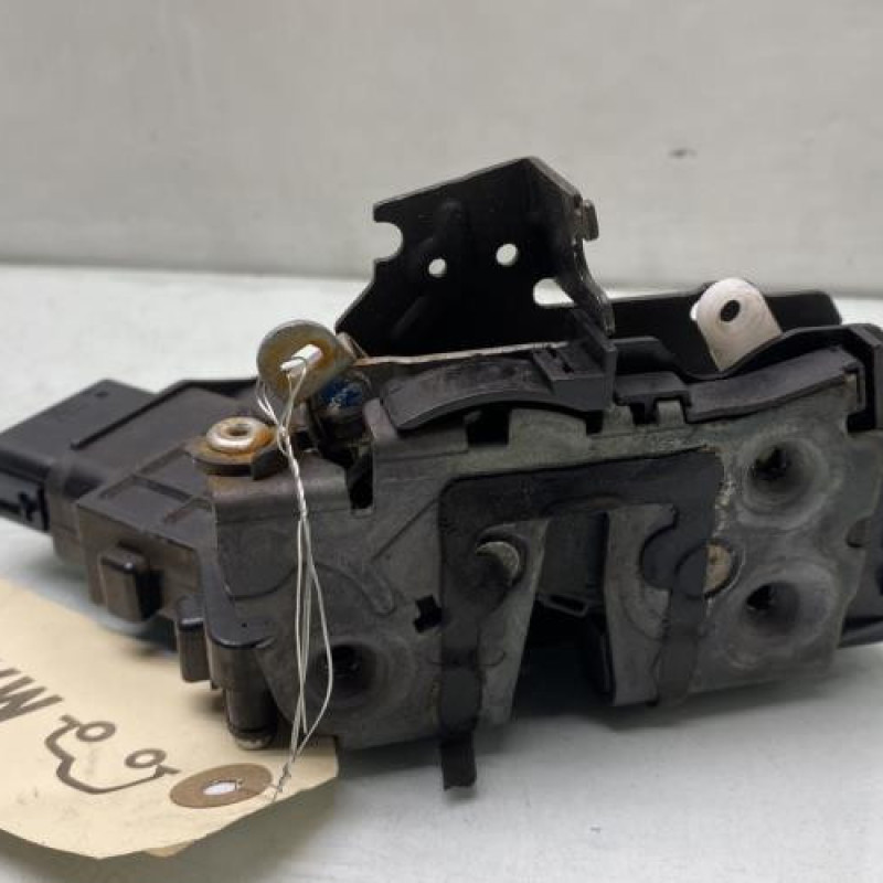 Serrure avant gauche FORD C-MAX 1 Photo n°1