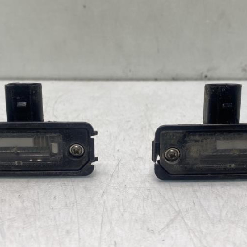 Eclairage de plaque VOLKSWAGEN POLO 4 Photo n°1