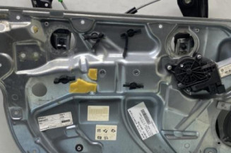 Leve vitre electrique avant gauche VOLKSWAGEN POLO 4 Photo n°1