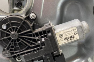 Leve vitre electrique avant gauche VOLKSWAGEN POLO 4