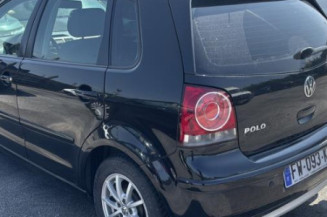 Leve vitre electrique avant gauche VOLKSWAGEN POLO 4