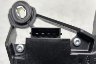 Moteur essuie glace arriere VOLKSWAGEN POLO 4