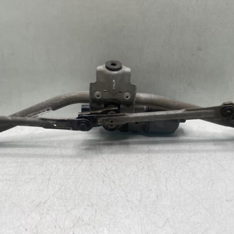 Moteur essuie glace avant VOLKSWAGEN POLO 4 Photo n°1