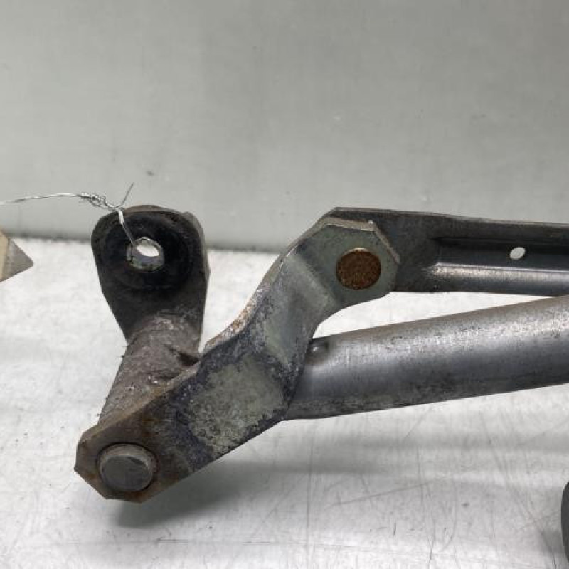 Moteur essuie glace avant VOLKSWAGEN POLO 4 Photo n°7