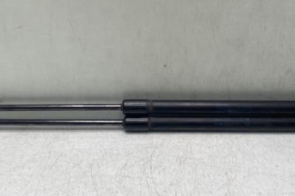 Verin de coffre VOLKSWAGEN POLO 4 Photo n°1