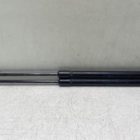 Verin de coffre VOLKSWAGEN POLO 4 Photo n°1