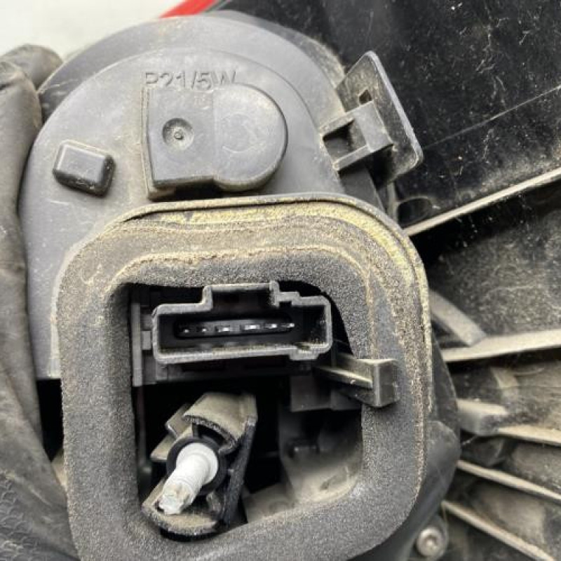 Feu arriere principal gauche (feux) CITROEN C4 2 Photo n°3