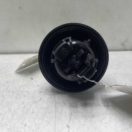 Bouchon de carburant PEUGEOT 208 1