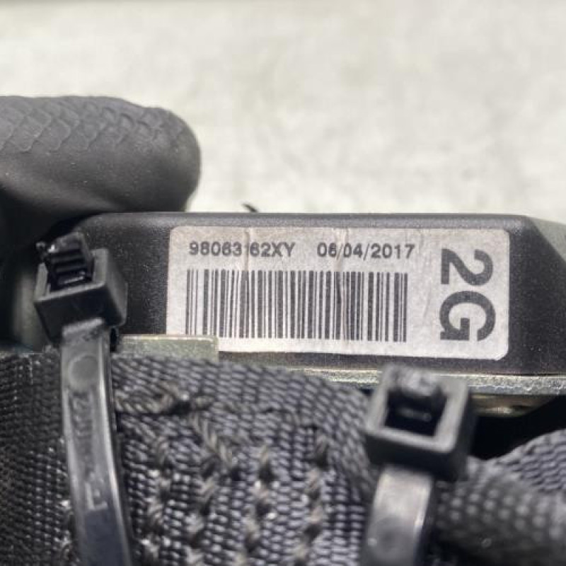 Ceinture arriere gauche PEUGEOT 208 1 Photo n°4