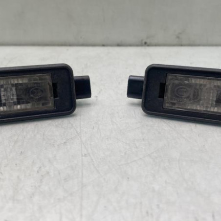 Eclairage de plaque PEUGEOT 208 1 Photo n°1