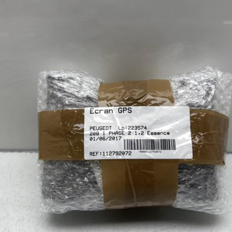 Ecran GPS PEUGEOT 208 1 Photo n°8