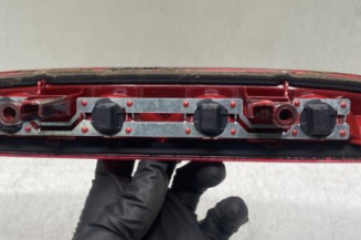 Feu arriere stop central PEUGEOT 208 1