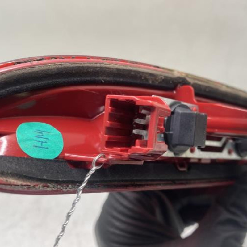 Feu arriere stop central PEUGEOT 208 1 Photo n°4