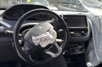 Moteur essuie glace arriere PEUGEOT 208 1