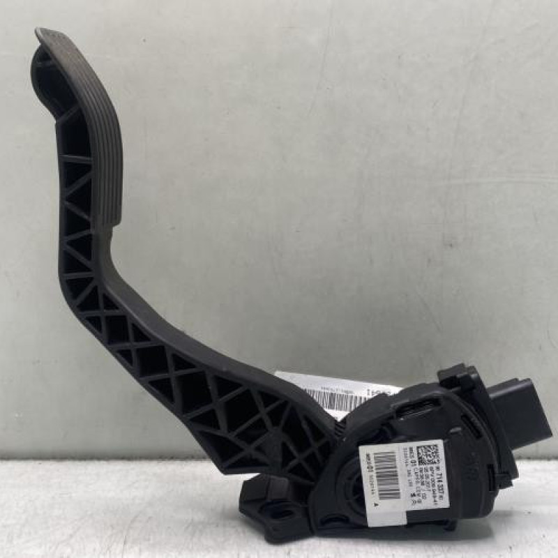 Pedale d'accelerateur PEUGEOT 208 1 Photo n°1