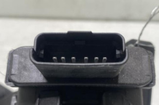 Pedale d'accelerateur PEUGEOT 208 1