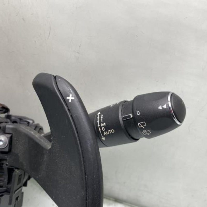 Com (Bloc Contacteur Tournant+Commodo Essuie Glace+Commodo Phare) CITROEN C4 2 Photo n°3