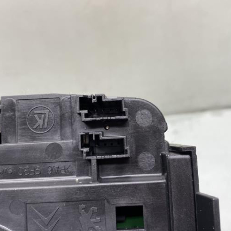 Com (Bloc Contacteur Tournant+Commodo Essuie Glace+Commodo Phare) CITROEN C4 2 Photo n°6