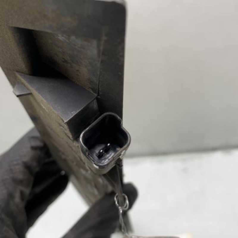 Feu arriere stop central CITROEN C4 2 Photo n°3