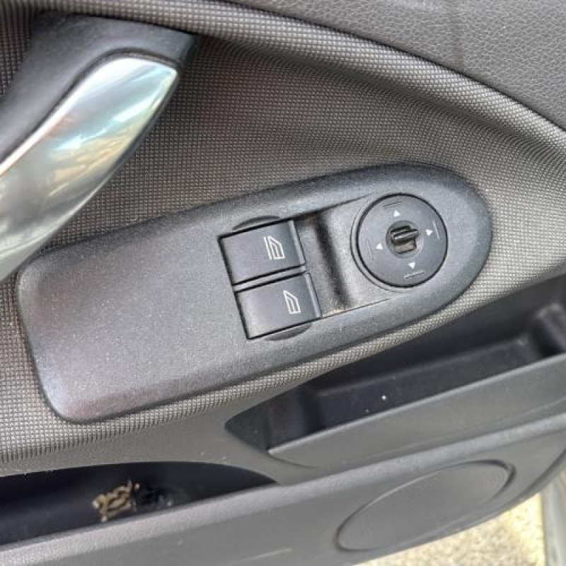 Neiman FORD C-MAX 1 Photo n°14