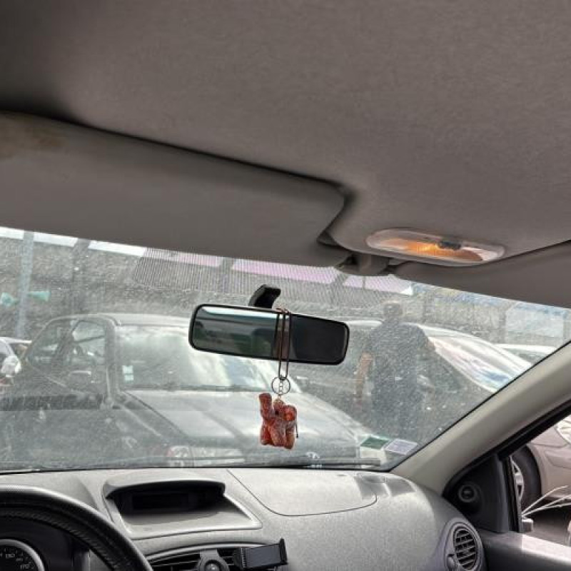 Aile avant droit RENAULT CLIO 3 Photo n°19