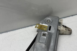 Leve vitre electrique avant droit RENAULT MEGANE 2