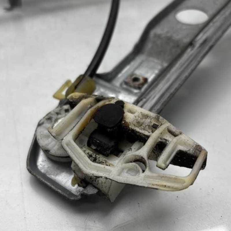 Leve vitre electrique avant droit RENAULT MEGANE 2 Photo n°8