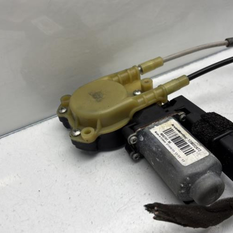 Leve vitre electrique avant droit RENAULT MEGANE 2 Photo n°10