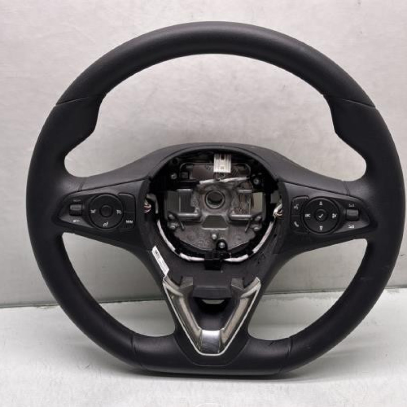 Volant OPEL CORSA F Photo n°1