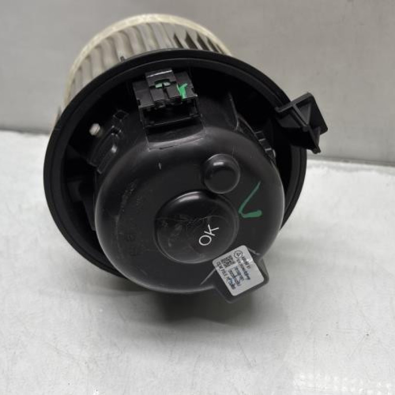 Pulseur d'air OPEL CORSA F Photo n°3