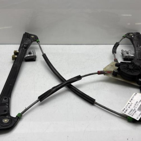Leve vitre electrique avant droit VOLKSWAGEN POLO 4 Photo n°1
