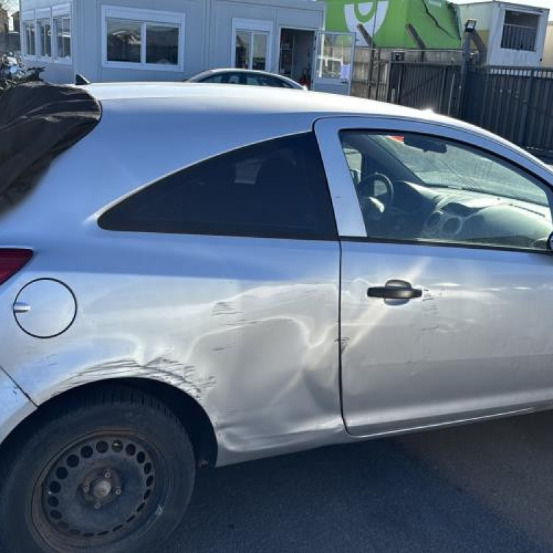 Retroviseur gauche OPEL CORSA D Photo n°13
