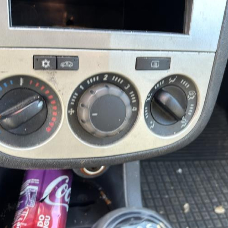 Retroviseur gauche OPEL CORSA D Photo n°20