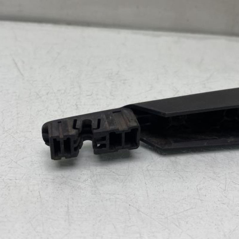 Bras essuie glace arriere PEUGEOT 308 2 Photo n°3